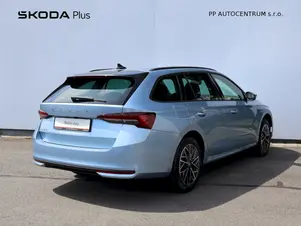 Škoda Octavia 130 let