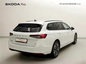 Škoda Superb Selection