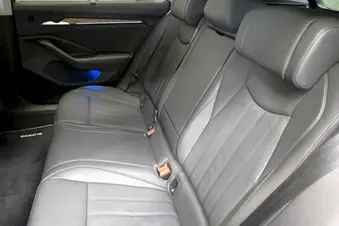 Škoda Superb L&K