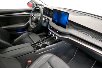Škoda Superb L&K