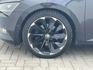 Škoda Superb L&K