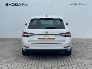 Škoda Superb Style