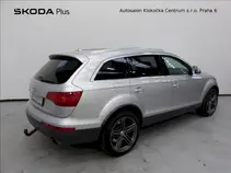 Q7