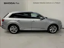 Q7