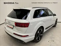 Q7