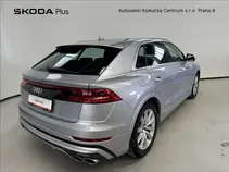 SQ8