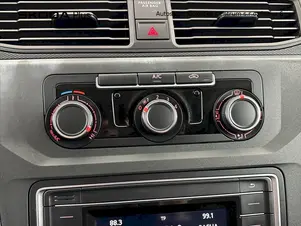 Volkswagen Caddy - skříňový vůz