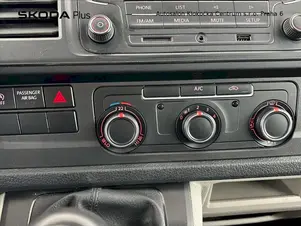 Volkswagen Transporter Kombi 