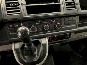 Volkswagen Transporter Kombi 