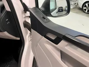 Volkswagen Transporter Kombi 