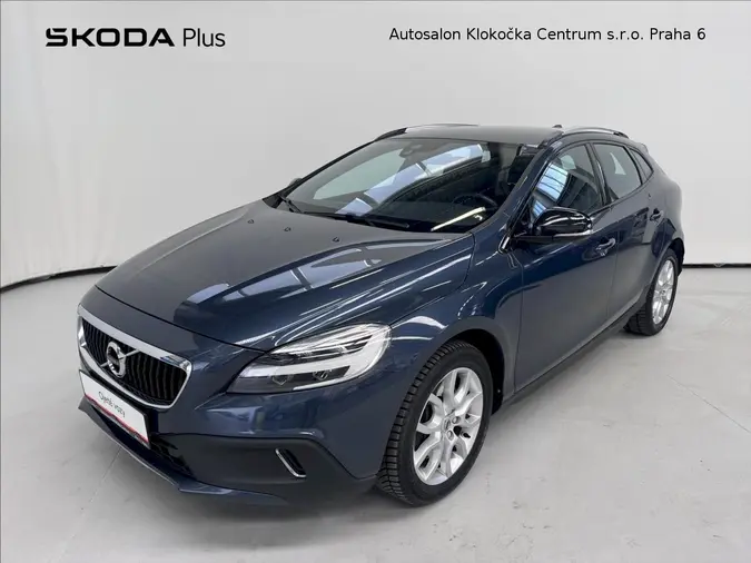 V40