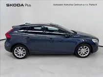 V40