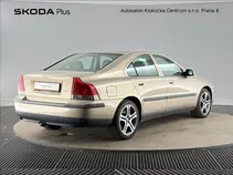 S60 