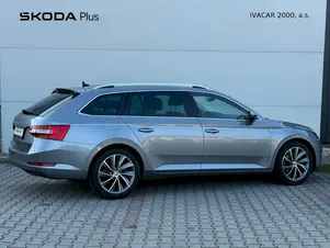 Škoda Superb Style Plus