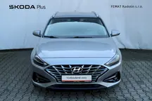 i30