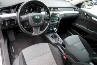 Škoda Superb Ambition