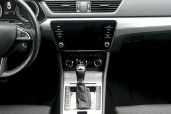 Škoda Superb Ambition Plus