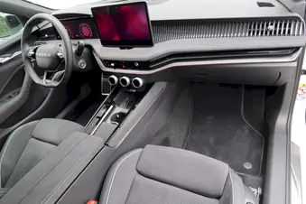 Škoda Superb SportLine