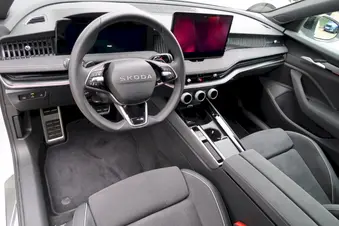 Škoda Superb SportLine