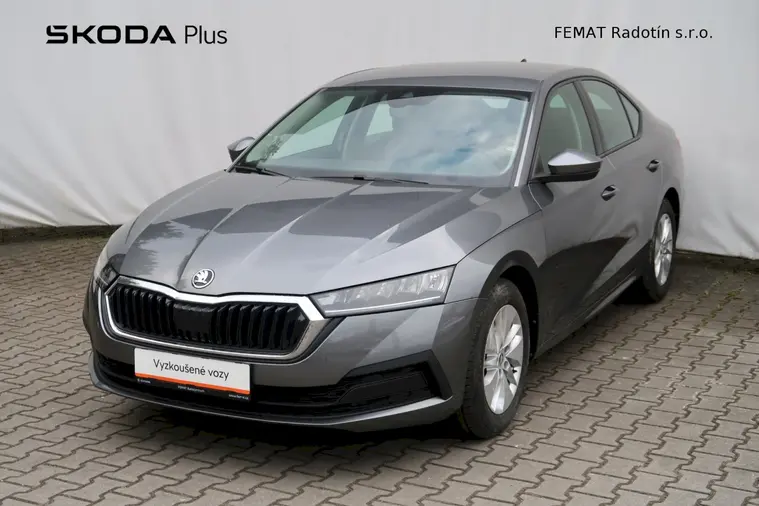 Octavia Active
