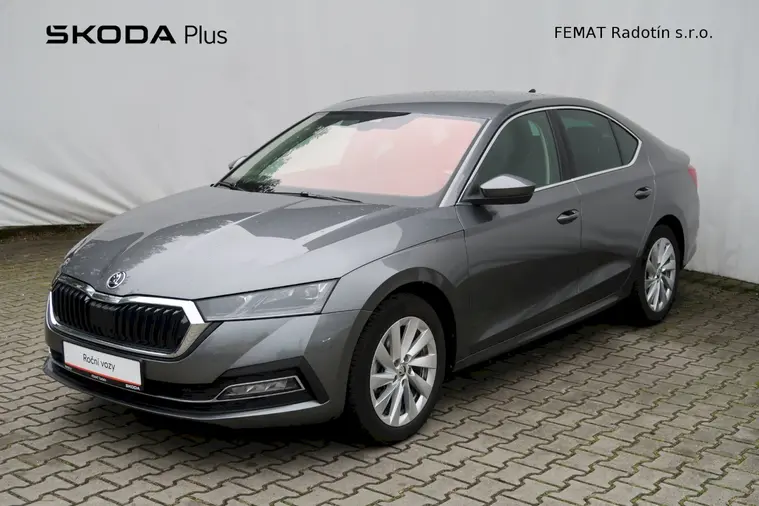 Octavia Style Plus