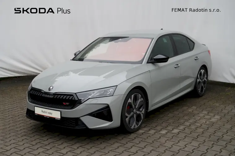 Octavia RS
