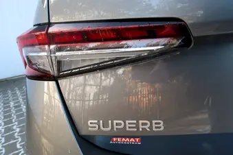 Škoda Superb L&K