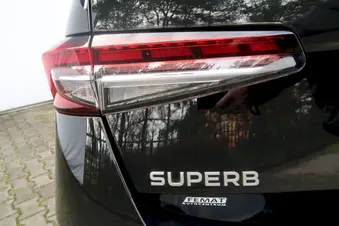 Škoda Superb L&K