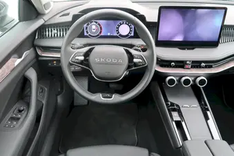 Škoda Superb L&K