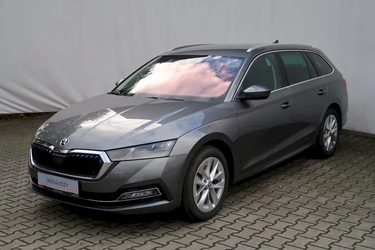 Octavia Style Plus