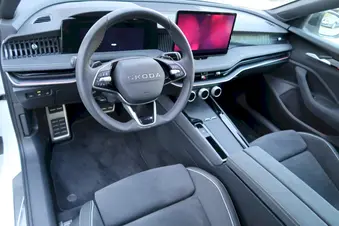 Škoda Superb SportLine