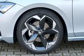 Škoda Superb SportLine