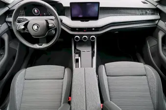 Škoda Superb Selection