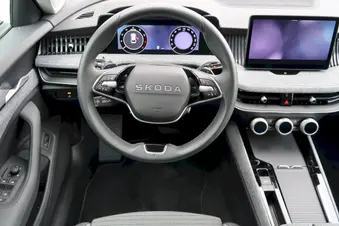 Škoda Superb Selection