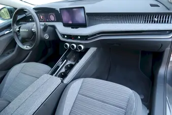 Škoda Superb Selection