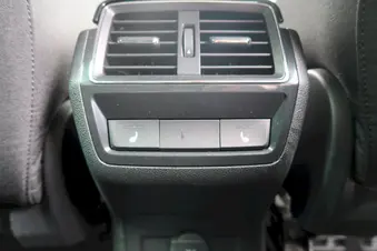 Škoda Karoq Selection