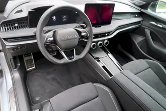 Škoda Superb SportLine
