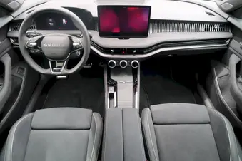 Škoda Superb SportLine