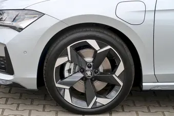 Škoda Superb SportLine