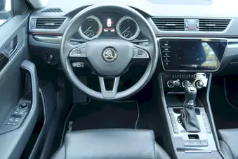 Škoda Superb L&K