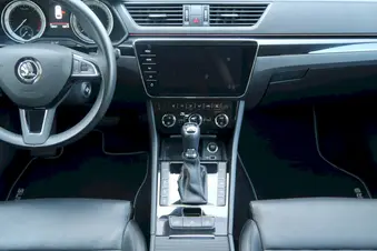 Škoda Superb L&K