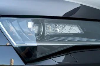 Škoda Superb L&K