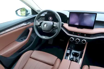 Škoda Superb L&K