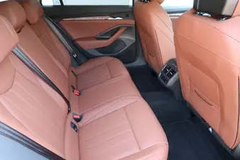 Škoda Superb L&K