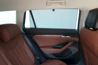 Škoda Superb L&K