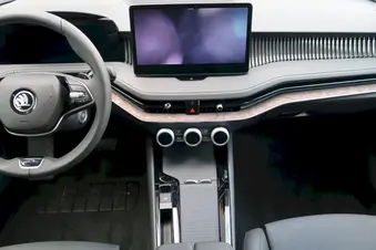 Škoda Superb L&K