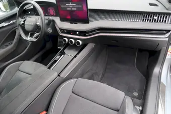 Škoda Superb SportLine