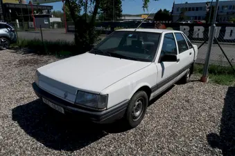 Renault R21