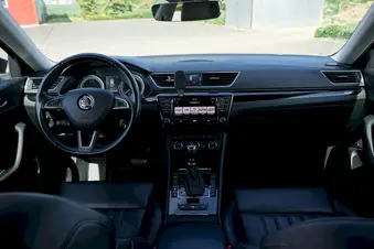 Škoda Superb 