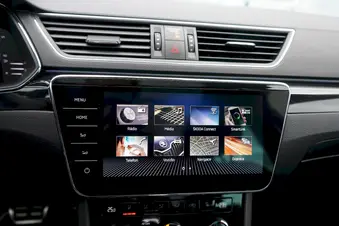 Škoda Superb 